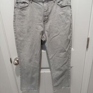 made and loved Loft Size 10 Petite Gray Cropped Straight Leg Denim Blue Jeans